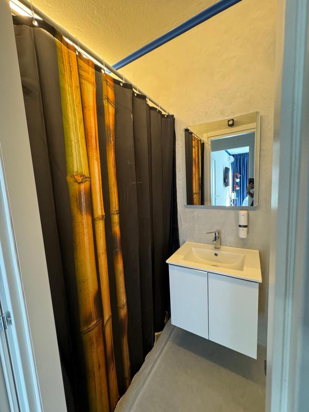 Voulis 45 Plaka Suite By Zeussuites Atene Esterno foto