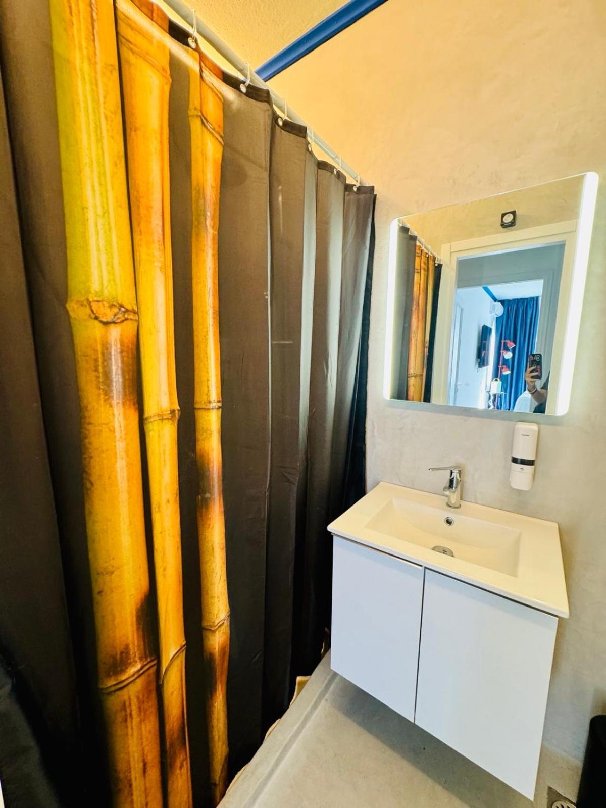 Voulis 45 Plaka Suite By Zeussuites Atene Esterno foto